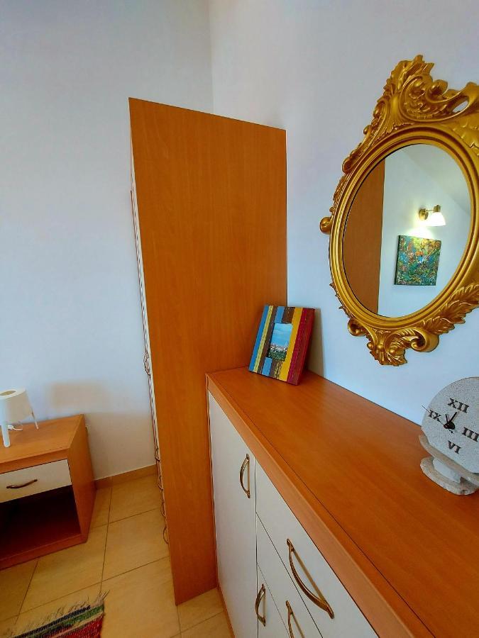 The View Apartment Supetar Ngoại thất bức ảnh
